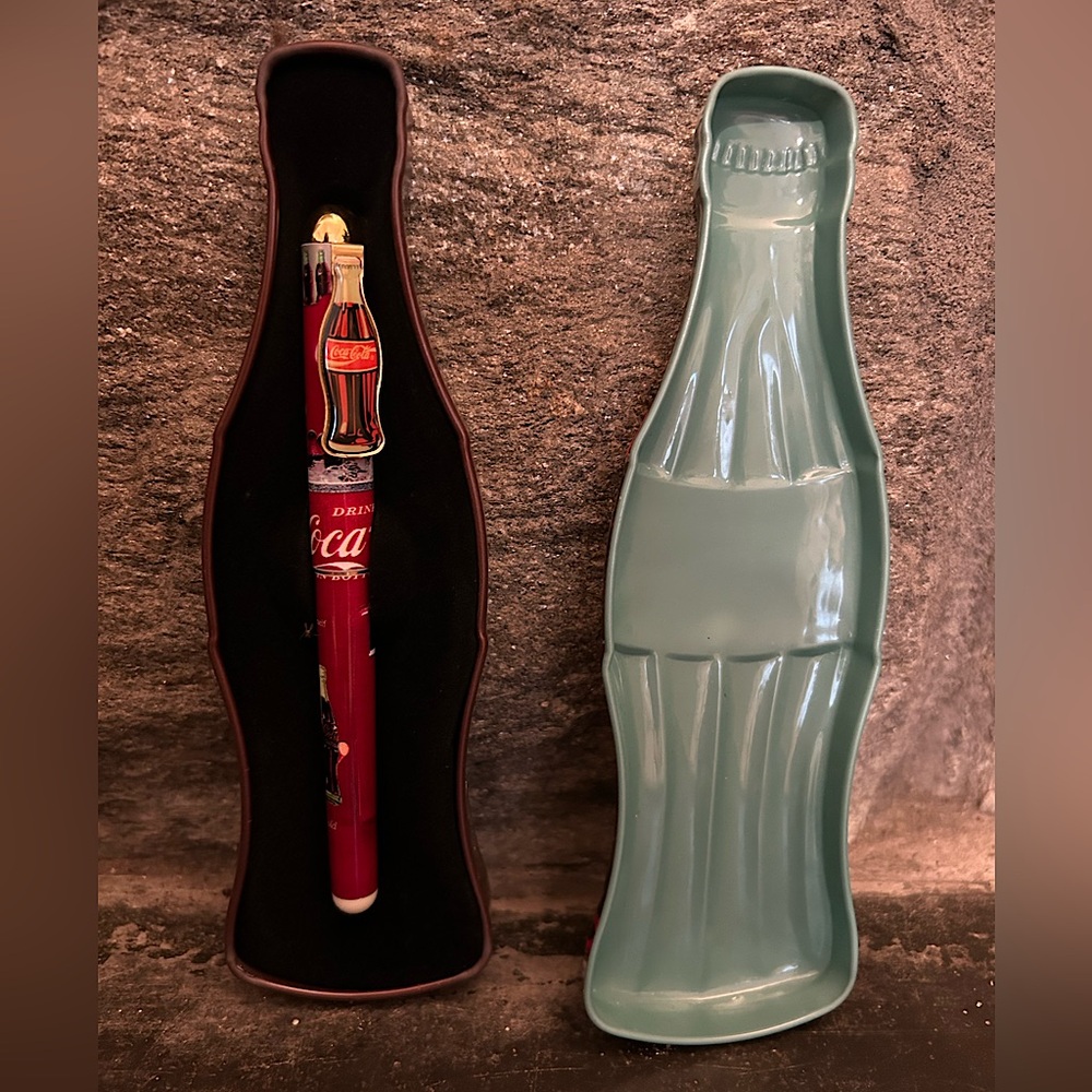 Coca Cola pen in tin case